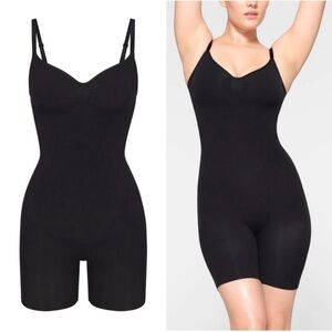 SKIMS Seamless Sculpt Mid Thigh Bodysuit Onyx Large New